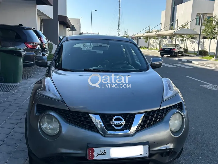 Nissan Juke SV 2015