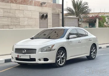 Nissan Maxima SV 2011