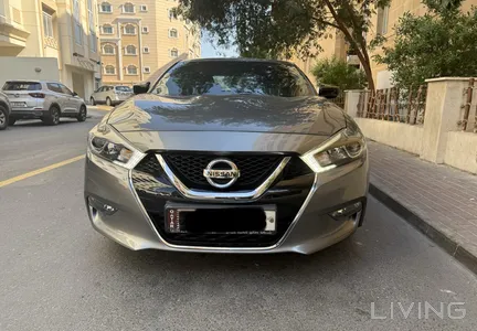 Nissan Maxima S 2018