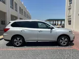Nissan Pathfinder 2018 V6 3.5CC
