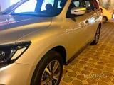 Nissan pathfinder 2020