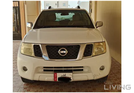 Nissan Pathfinder  2011