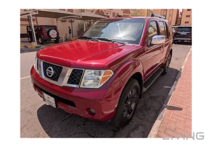 Nissan Pathfinder LE 2007