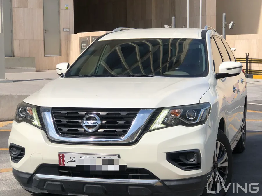 Nissan Pathfinder SE 3.5L  2018