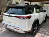 Nissan Pathfinder SL 4WD