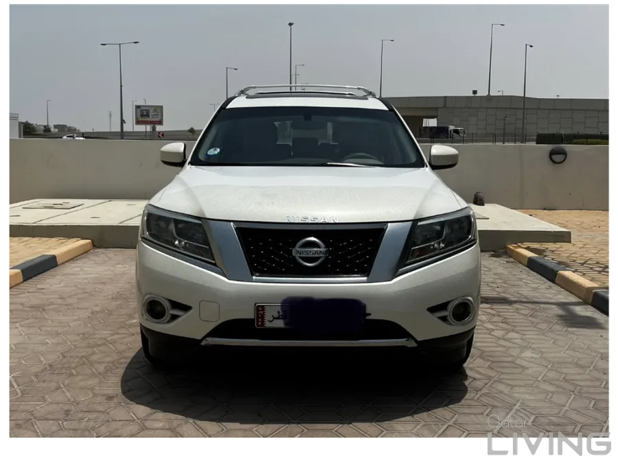 Nissan Pathfiner 2014 Excellent Condition