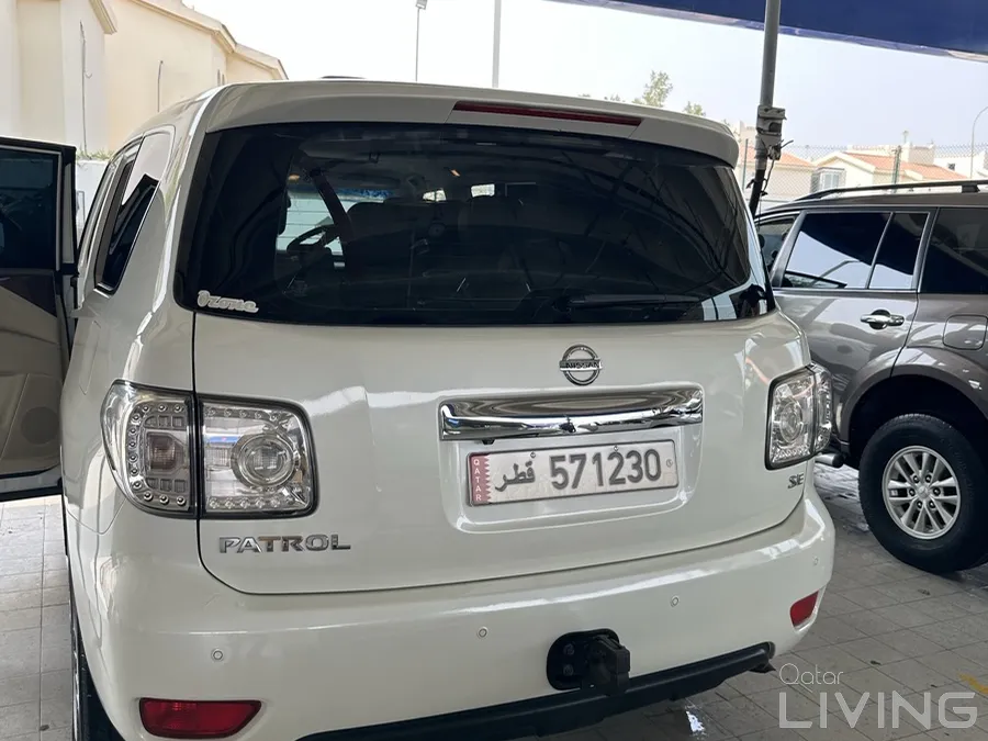 Nissan patrol 2013 low millage luxurious car leaving the country