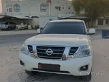 Nissan patrol  2014 se v8