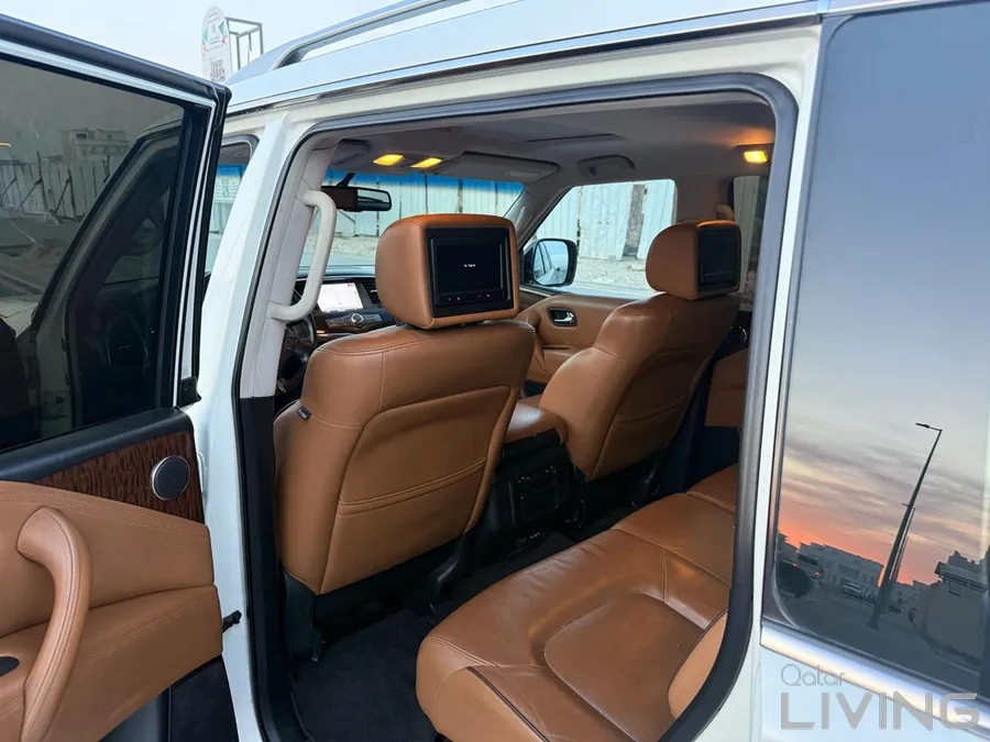 Nissan Patrol Platinum 2015 – Full Option – Very Clean