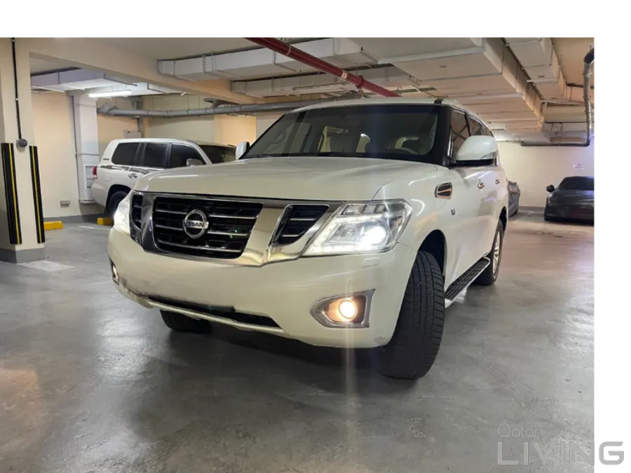 Nissan patrol SE for sale same new