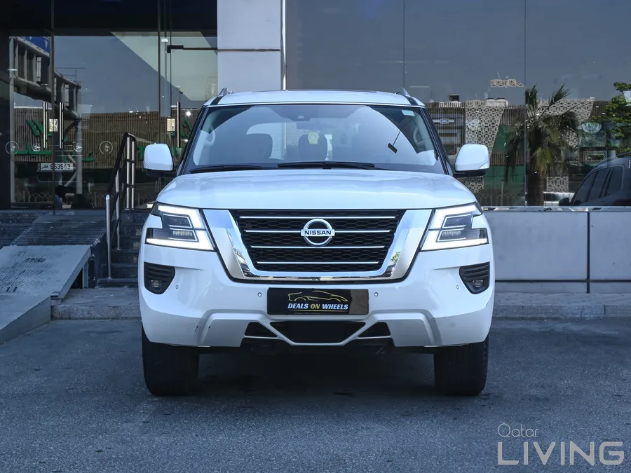 Nissan Patrol Titanium. Model 2020. 