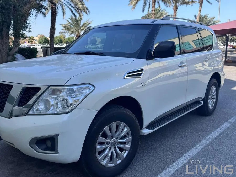 Nissan petrol SE 2015,Excellent -well maintained, No major accident,