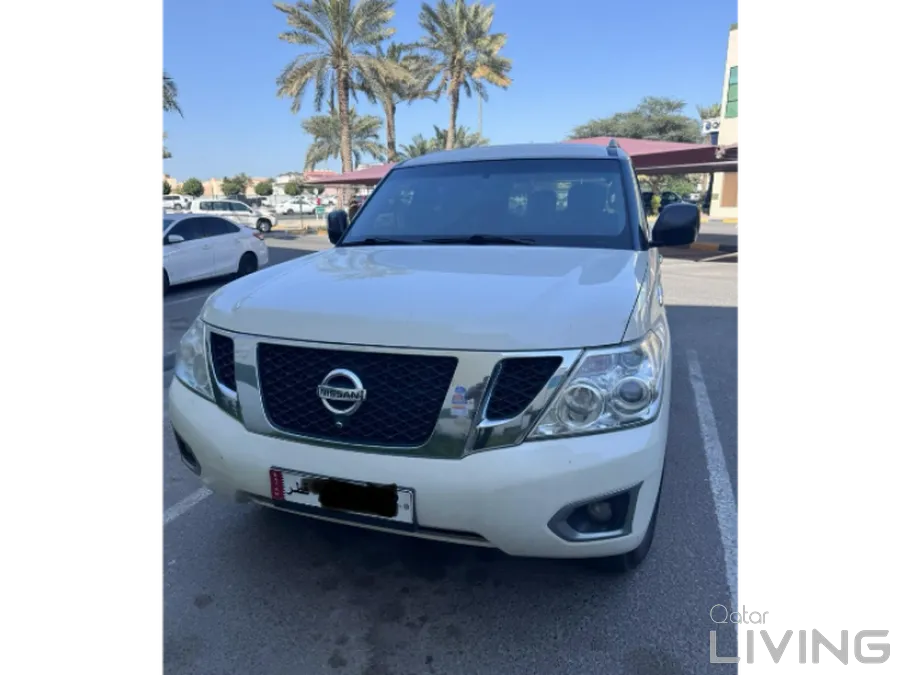 Nissan petrol SE 2015,Excellent -well maintained, No major accident,
