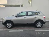 NISSAN QASHQUI, SILVER COLOUR