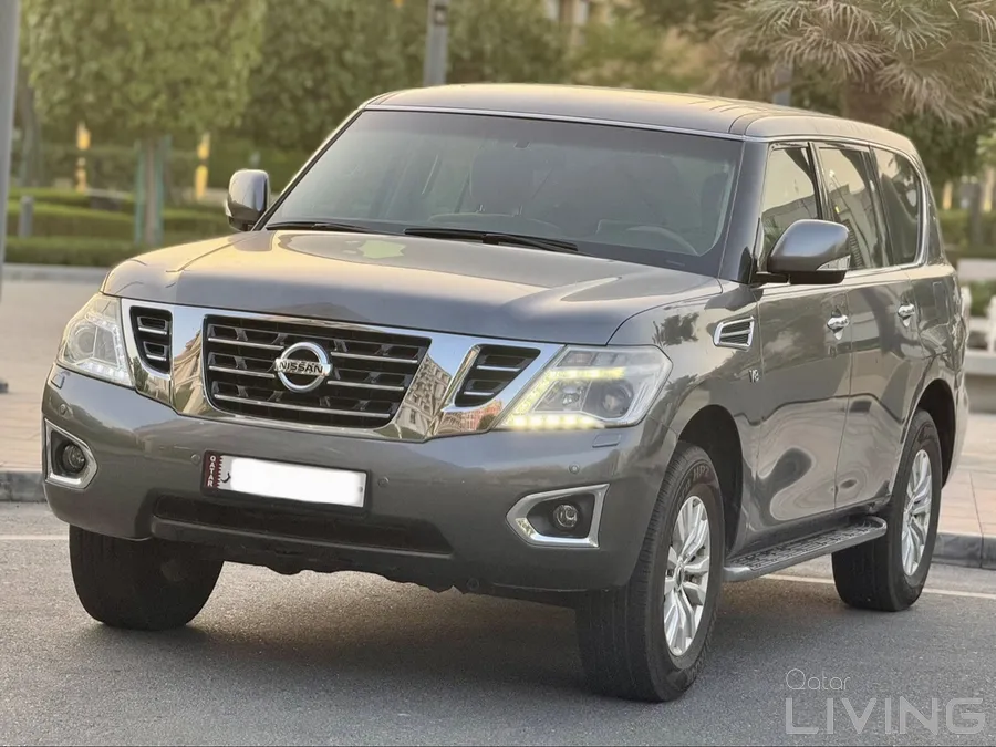 Nissan SE