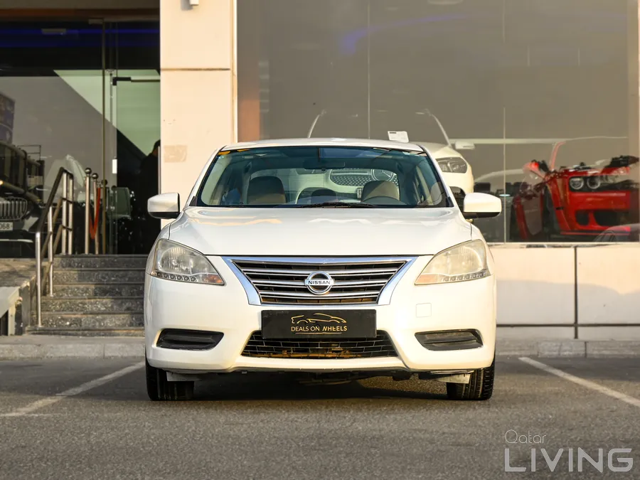 Nissan Sentra. Model 2016