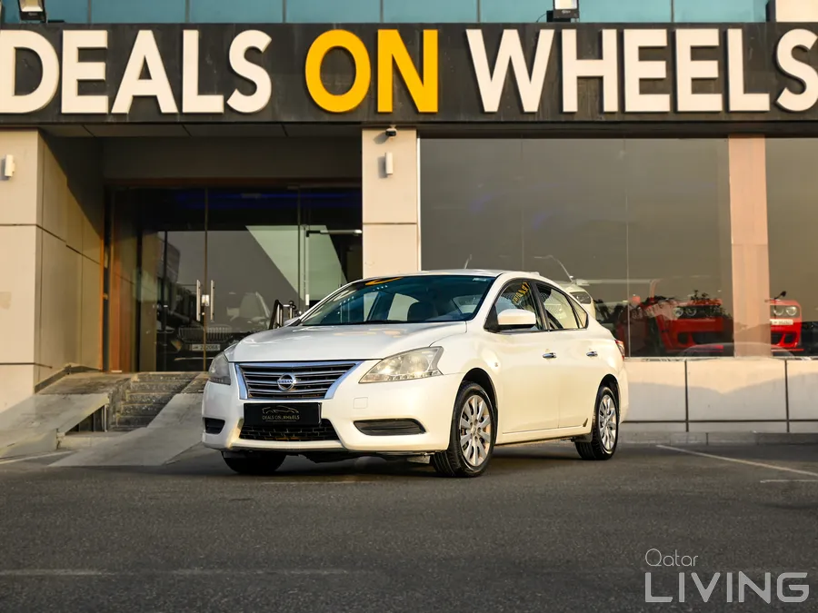 Nissan Sentra. Model 2016