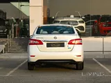 Nissan Sentra. Model 2016