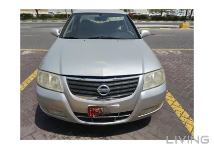 Nissan Sunny  2010