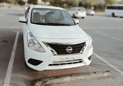 Nissan Sunny  2023
