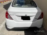 Nissan Sunny 2015