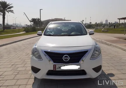 Nissan Sunny  2018