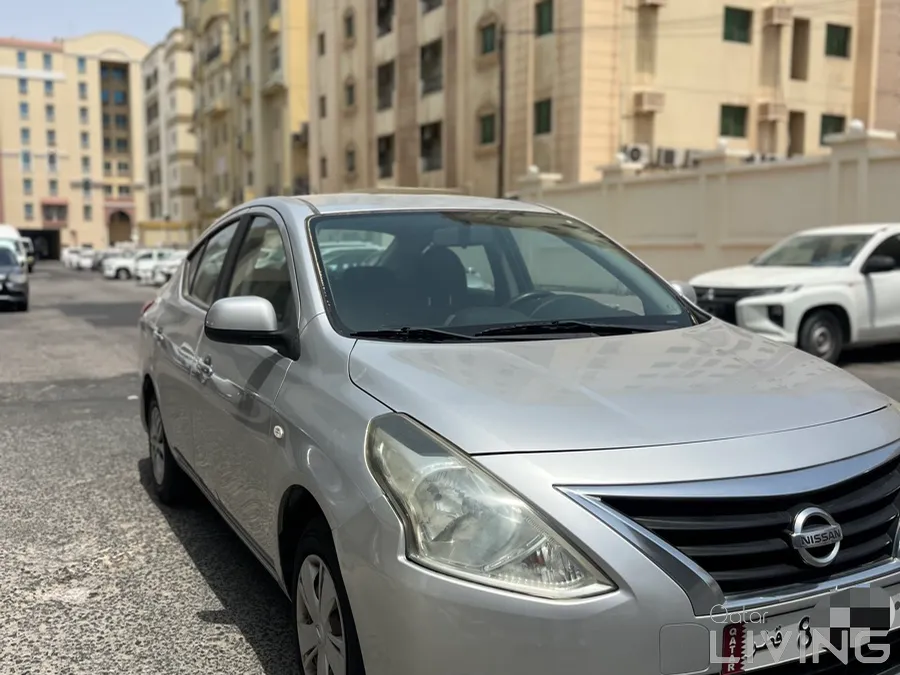 Nissan sunny 2019