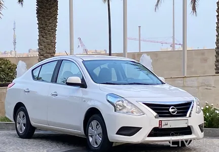 Nissan Sunny  2020