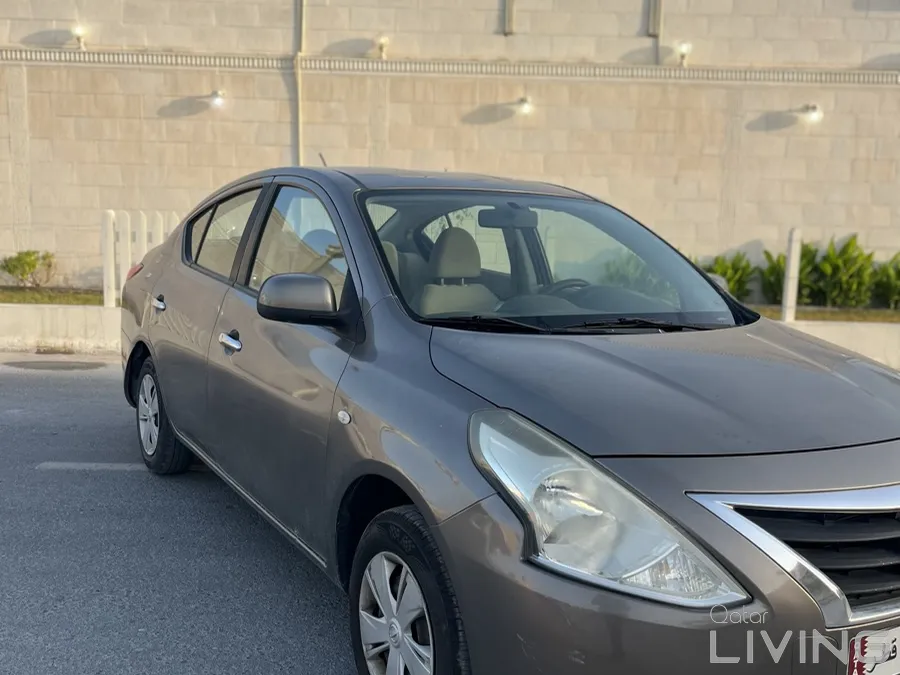 Nissan Sunny 2020