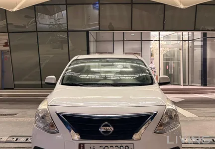 Nissan Sunny  2020