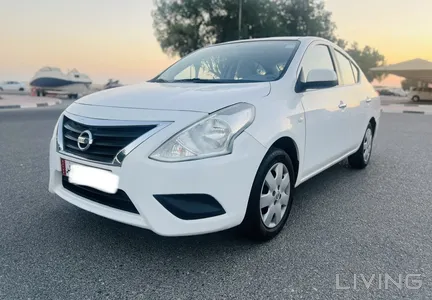 Nissan Sunny  2021
