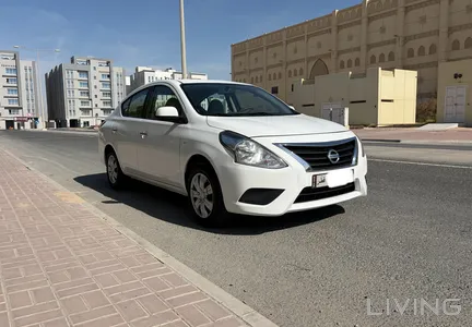 Nissan Sunny  2022