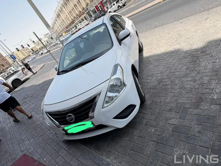 Nissan Sunny sale 22000. 31609840