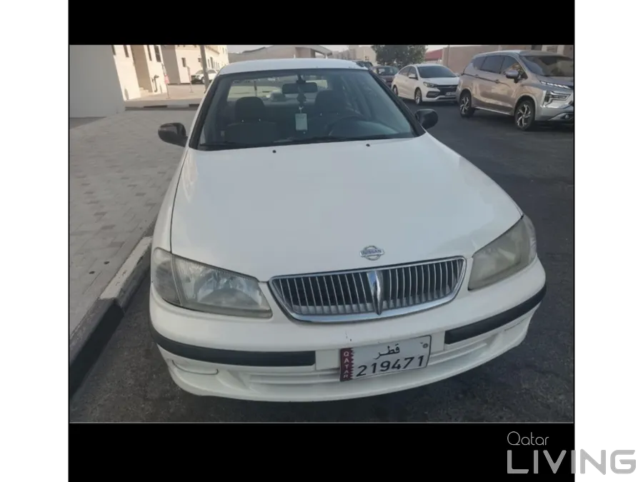 Nissan sunny secend owner very good car smooth drive and good Engine and gear ac