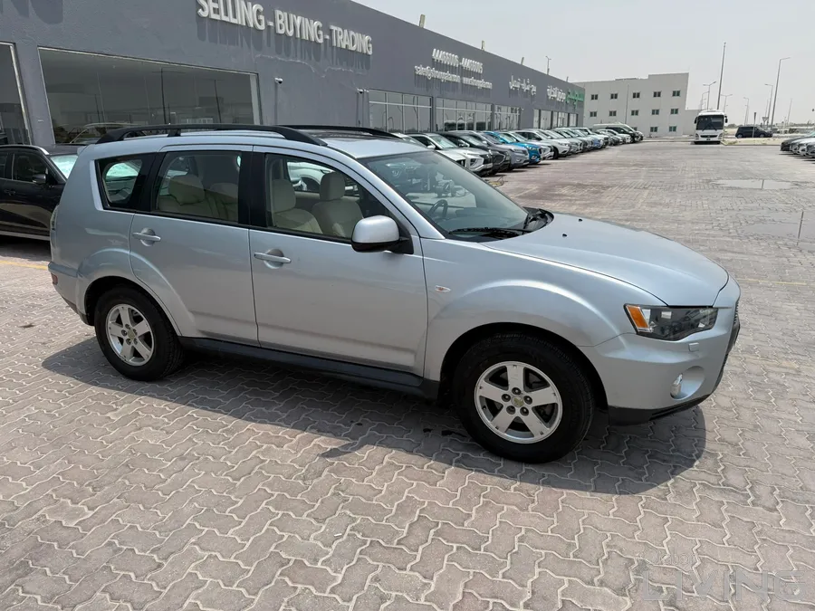 OUTLANDER 2013 
