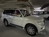 Pajero 2010 model registered 2012