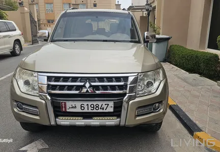 Mitsubishi Pajero GLS 2015