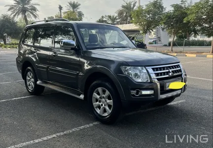 Mitsubishi Pajero GLS 2020