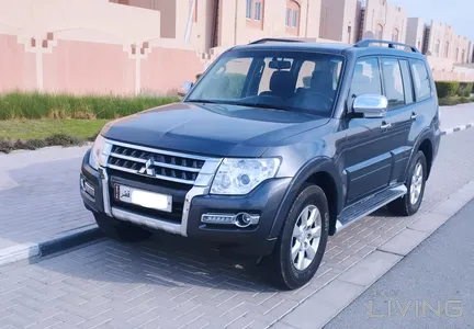 Mitsubishi Pajero GLS 2020