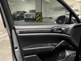 Porsche Cayanne Standard 2016