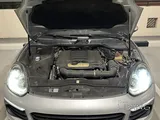 Porsche Cayanne Standard 2016