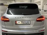 Porsche Cayanne Standard 2016