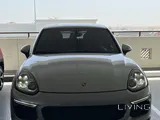 Porsche Cayanne Standard 2016