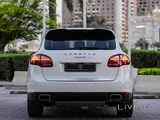 Porsche cayenne 2011