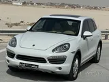 Porsche cayenne 2012