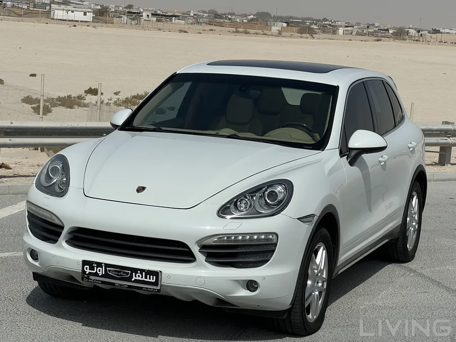 Porsche cayenne 2012