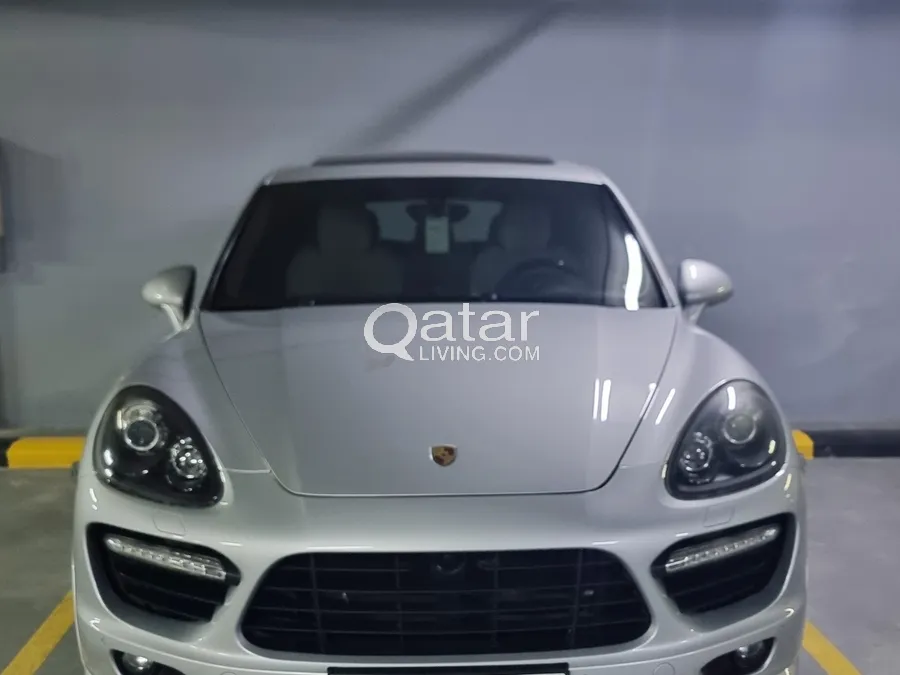 Porsche cayenne gts 2013