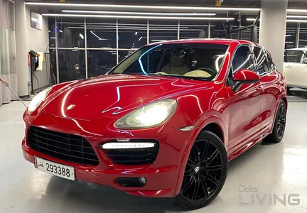 Porsche Cayenne GTS 2013