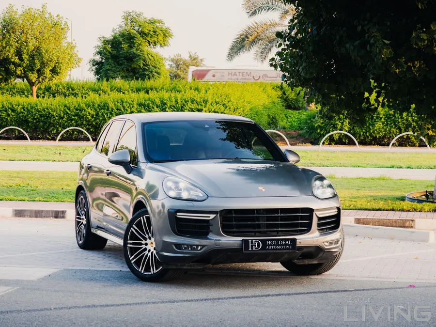 Porsche Cayenne GTS 2016
