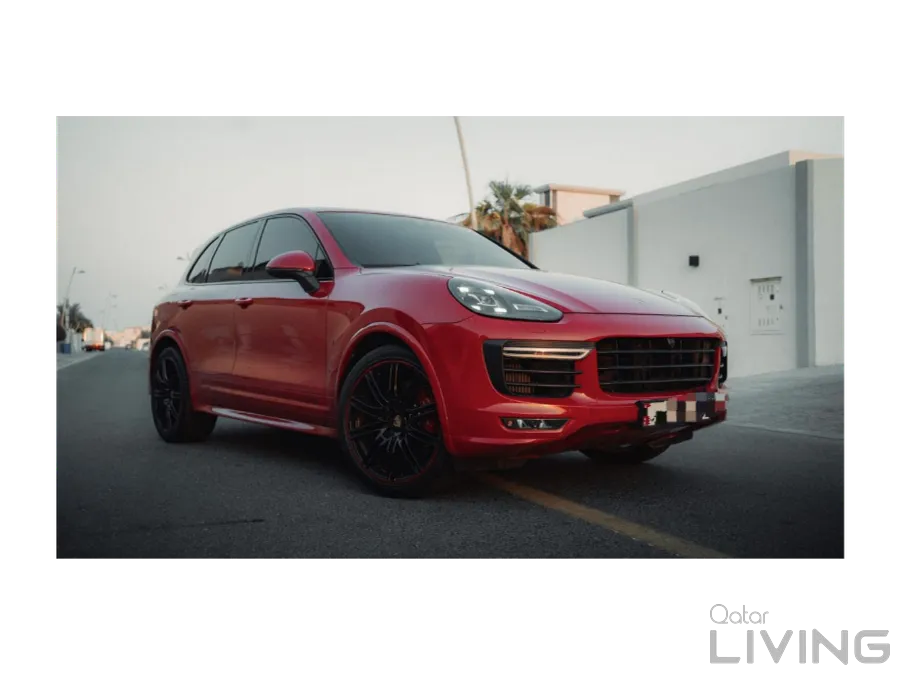 Porsche cayenne GTS, 2016 clean lady driven